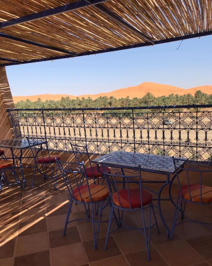 Riad Les Jardins De Merzouga Exterior foto