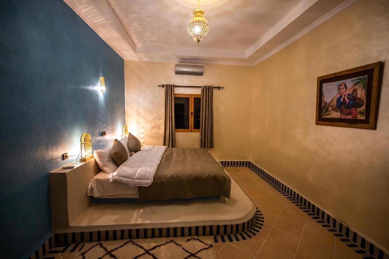 Riad Les Jardins De Merzouga Exterior foto