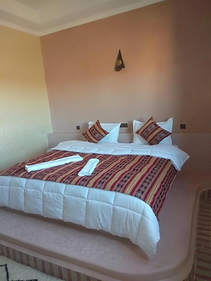 Riad Les Jardins De Merzouga Exterior foto
